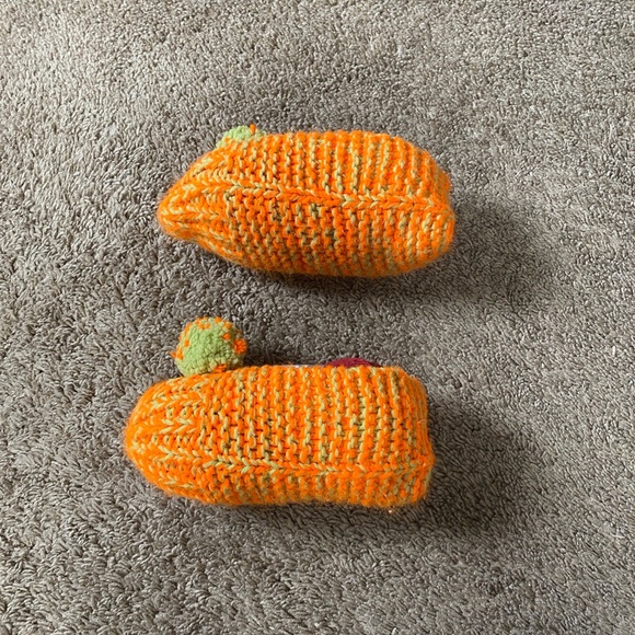 VTG Handmade Neon Crochet Knit House Slippers Booties Socks with Pom Pom - Picture 9 of 11